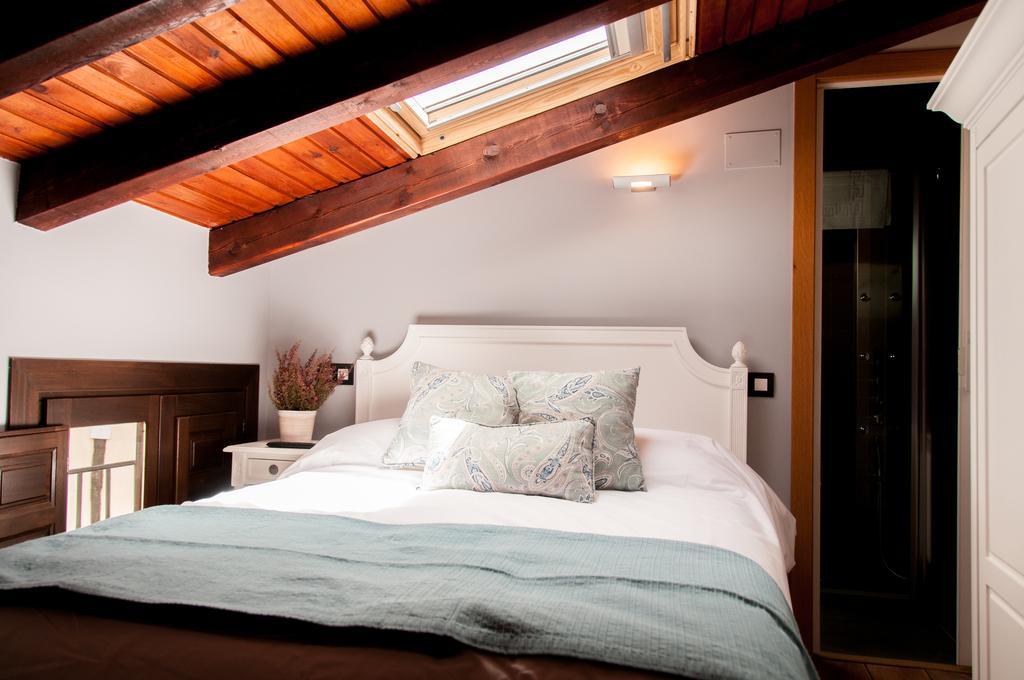 Hotel Rural Princesa Kristina Covarrubias Habitación foto