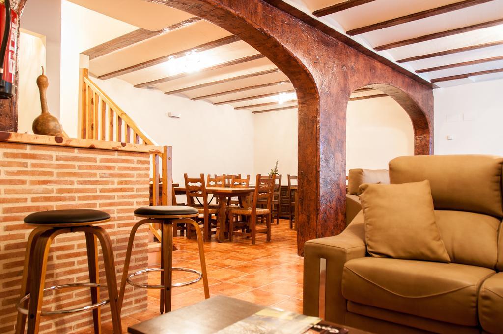 Hotel Rural Princesa Kristina Covarrubias Exterior foto