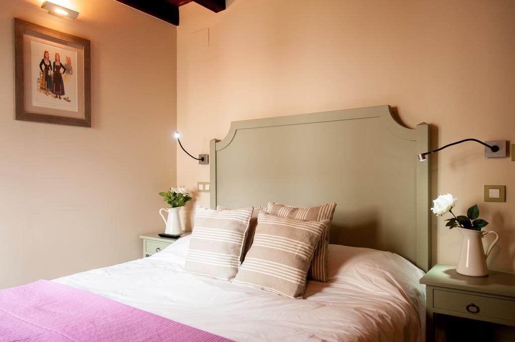 Hotel Rural Princesa Kristina Covarrubias Habitación foto